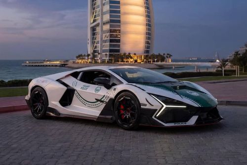 Siêu xe Lamborghini Revuelto Mansory làm xe cảnh sát Dubai