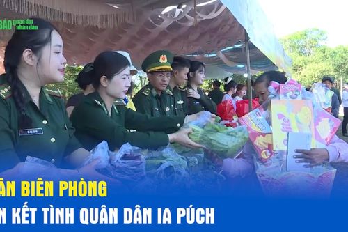 Xuân Biên phòng gắn kết tình quân dân Ia Púch
