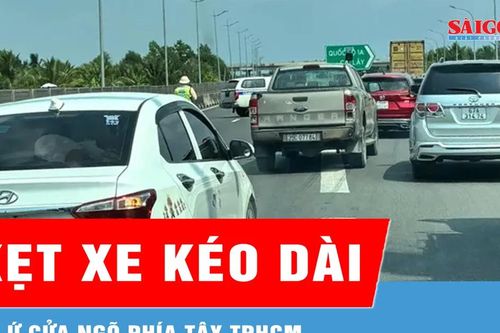 Ùn ứ phương tiện ở cửa ngõ phía Tây TPHCM