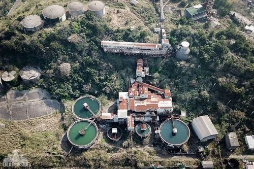 Đột nhập hòn đảo gần như bị bỏ hoang ở Nhật Bản