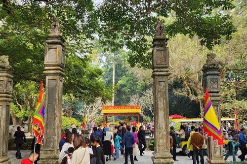 Thanh Hóa đón khoảng 690.000 lượt khách du lịch dịp Tết Bính Ngọ