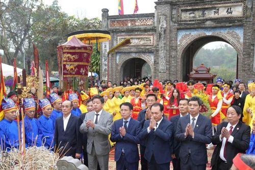 Cổ Loa rộn ràng khai hội Xuân Bính Ngọ 2026