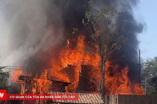 TPHCM: Cháy lớn ở một quán cà phê