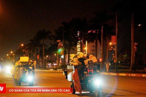 Những người giữ sạch phố phường