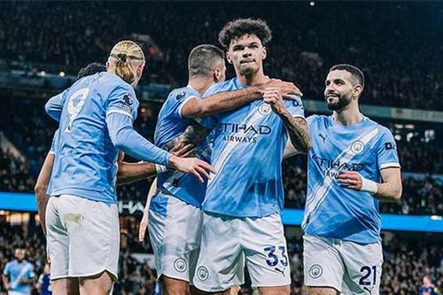 Cao Pendant Quang Vinh khen ngợi Văn Hậu; Man City áp sát Arsenal; Real thua sốc, Ronaldo viết tiếp kỳ tích