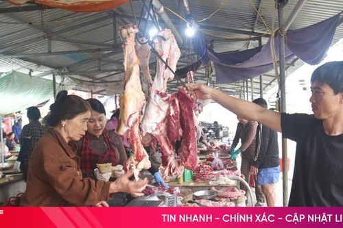 Nhộn nhịp chợ quê sau Tết