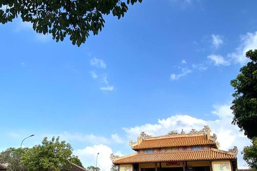 Qua sông, nhớ núi