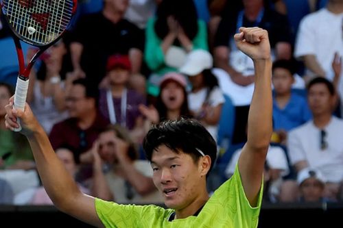 Michael Zheng và cú sốc Australian Open: Một mình quật ngã binh đoàn tennis hiện đại
