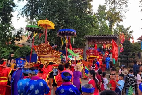 Xuân về vui hội đình Bằng Là