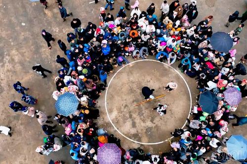 Rộn ràng trò chơi dân gian đầu xuân