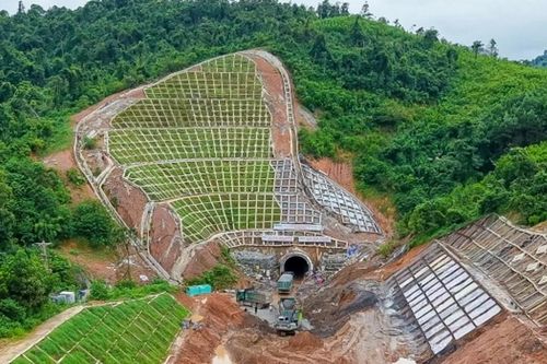 Dự án 2.000 tỷ nắn thẳng đèo Khe Nét: Rút ngắn thời gian chạy tàu từ 1 giờ còn 10 phút