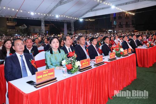 Khai mạc Lễ hội Chợ Viềng xuân - Phủ Dầy 2026