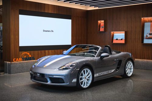 Ngắm 'siêu phẩm' Porsche 718 Boxster Style Edition tại Hà Nội