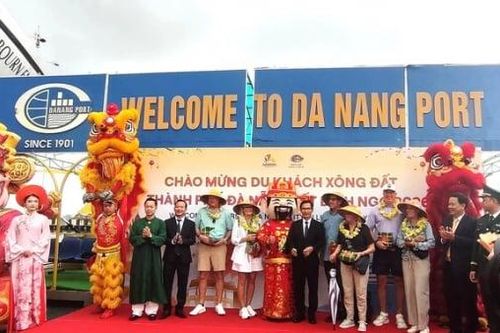 Đà Nẵng đón gần 4.200 du khách tàu biển 'xông đất'