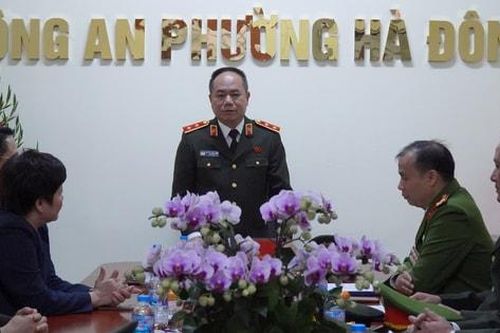 Giám đốc Công an thành phố Hà Nội làm việc với Công an phường Hà Đông