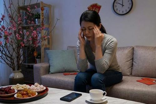 Vì sao phụ nữ dễ rối loạn nội tiết dịp Tết?