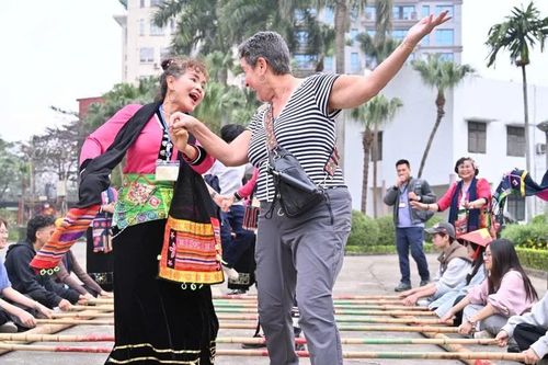 Du lịch Việt Nam khởi sắc toàn diện