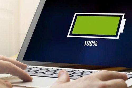 Sạc pin laptop 100% có thực sự 'tốt'?