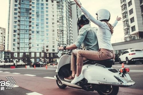 Phấn khích vì được chở hoa khôi sau xe máy, thanh niên lên cơn nhồi máu cơ tim suýt tử vong