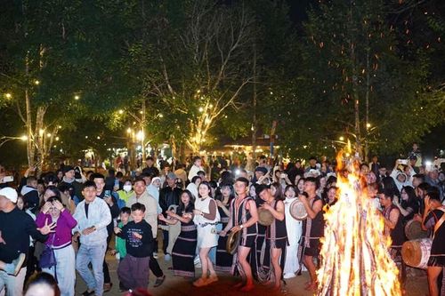 Măng Đen đón hơn 250.000 lượt khách dịp Tết