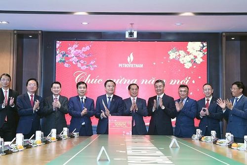 Phó Thủ tướng Bùi Thanh Sơn thăm, làm việc với 4 Tập đoàn về công nghiệp, năng lượng