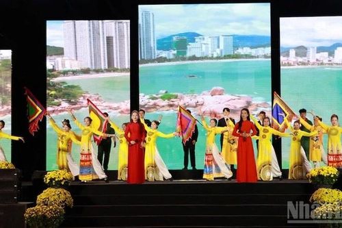 Lâm Đồng tổ chức nhiều hoạt động mừng Đảng-mừng Xuân Bính Ngọ