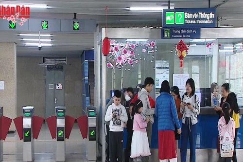 Metro Hà Nội đón hơn 243.000 lượt khách trong 9 ngày Tết