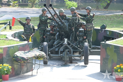 Tăng tốc ngay từ đầu năm