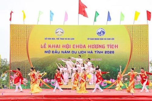 Trẩy hội đầu xuân về Chùa Hương Tích, khai mở Năm Du lịch Hà Tĩnh 2026