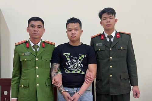 Bị tóm khi về quê ăn Tết