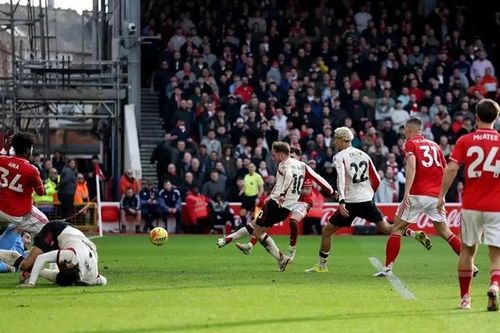 Mac Allister nhấn chìm Nottingham Forest phút 97