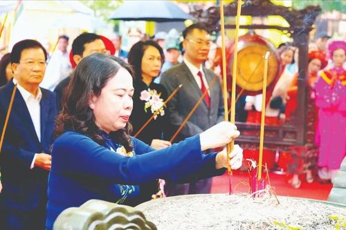 Hà Nội: Nhiều di tích và danh thắng khai hội xuân