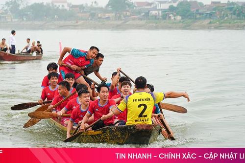 Tranh tài đua thuyền trên sông La