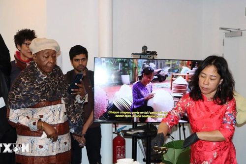 Xuân Bính Ngọ 2026: Khi hương Xuân lan tỏa giữa lòng châu Âu