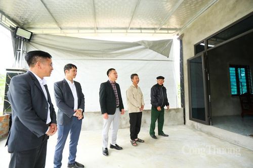 Xuân về bên những mái nhà 'ý Đảng, lòng dân' nơi biên giới Hà Tĩnh