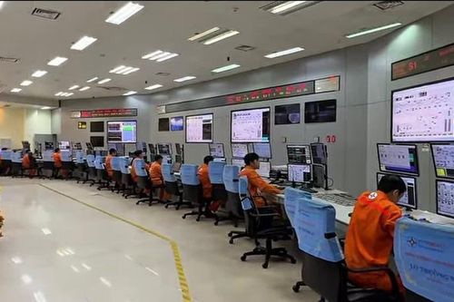 Rộn ràng khí thế thi đua lao động đầu xuân