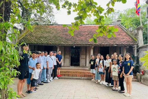 Tăng sức hút du khách đến Thành Nhà Hồ