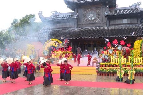 Khai hội chùa Bái Đính