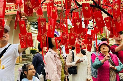 Về miền di sản...