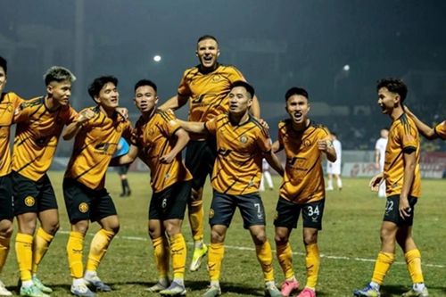 CLB Thanh Hóa và bài toán 3 tỷ đồng: Ngưỡng cửa sinh tồn tại V-League 2025/2026