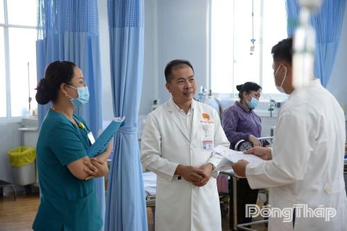 Đón chào xuân mới, ấm tình quân - dân