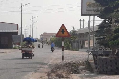Tình trạng ùn ứ giao thông trên tỉnh lộ 864 và 868 đã được giải tỏa
