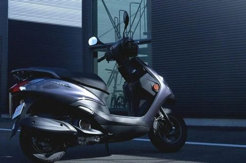 Yamaha Axis Z 2026 ra mắt: Đối trọng mới của Honda Lead, nặng 100kg, cốp 37,5L, chạy 52km/lít xăng