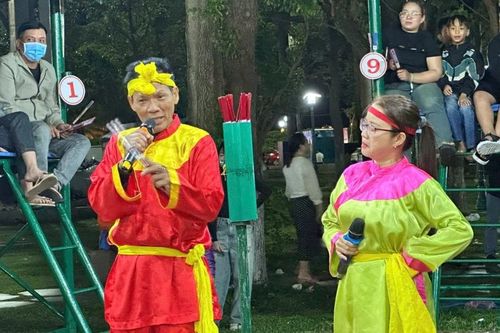 Thượng chòi vui hội ngày xuân