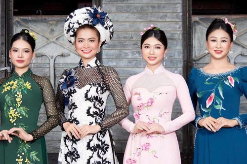 Người trẻ Lâm Đồng thổi hồn sáng tạo với áo dài hoa