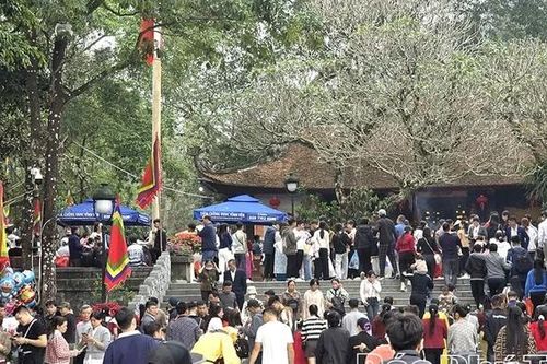 Tây Thiên: Hành trình chạm vào mây ngàn và cõi tịnh