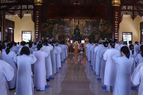 Lâm Đồng: Hơn 500 Phật tử tham gia khóa tu đầu xuân tại thiền viện Trúc Lâm Chánh Thiện