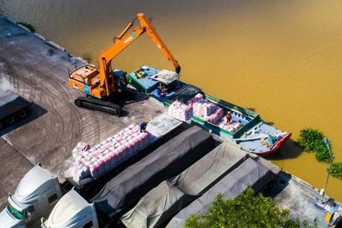 Xuất khẩu xi măng và clinker tăng mạnh đầu năm