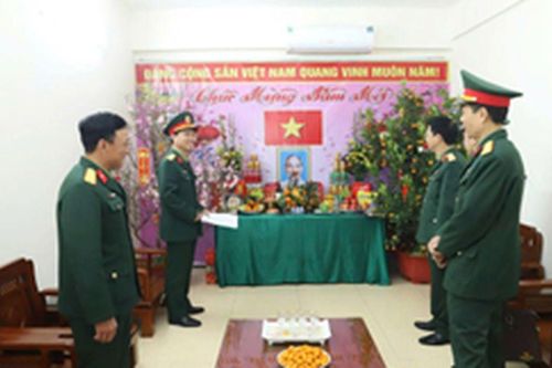 Xuân về nhớ Bác