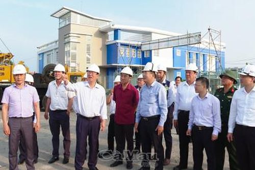 Bí thư Tỉnh ủy Nguyễn Hồ Hải thăm, động viên các đơn vị thi công công trình trọng điểm